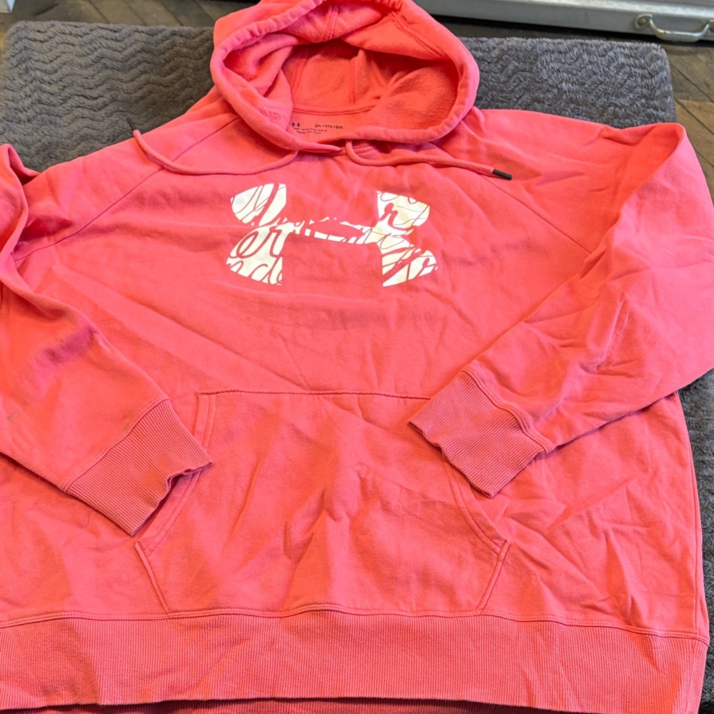 Under Armour, longsleeve hoodie, kangaroo pocket women’s 2xL fast shipping